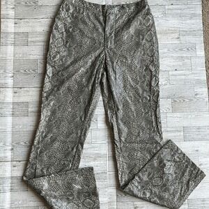 Faux Leather Pants Snakeskin Animal Print Pants size‎ 3 Exhilaration